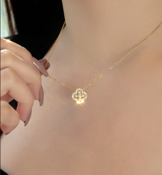 Briluxra™ | Multifunctional "Clover" Necklace