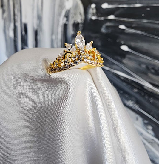 Briluxra™ | PRINCESS “TIARA” WISHBONE GOLD PLATED RING